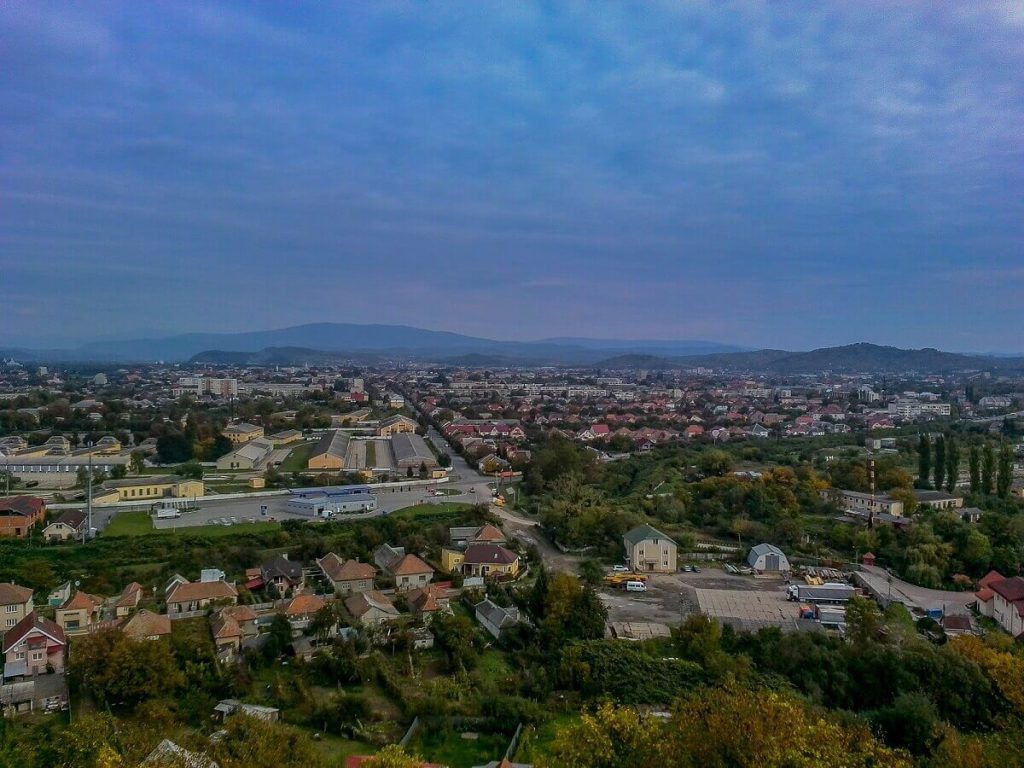 Вид из замка Паланок на Мукачево