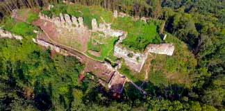 Легенда про Хустський замок Хустский замок