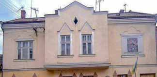 Ужгородський музей Федора Манайла Музей Ф. Манайла ззовні