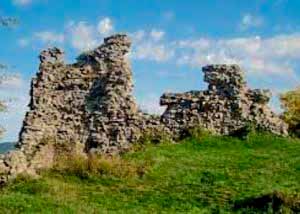 Ruinen der Burg von Nyalab