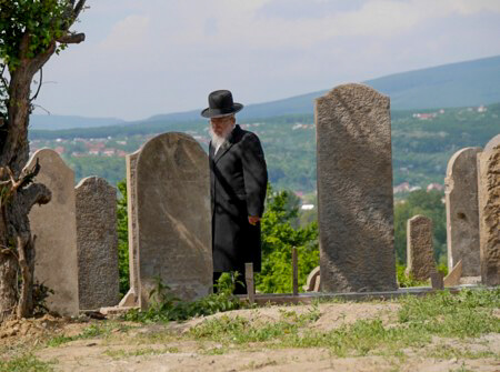 Еврейское кладбище в Ужгороде