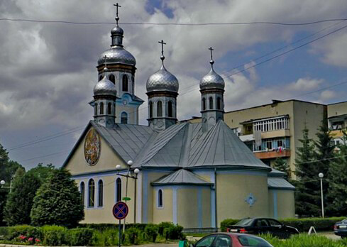 Церковь в Сваляве