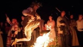 Традиційні Купальські вогні на Закарпатті Івана Купала в Воєводино