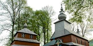 Церква святого Василя в селі Задільське Храм з дзвіницею в селі Задільське