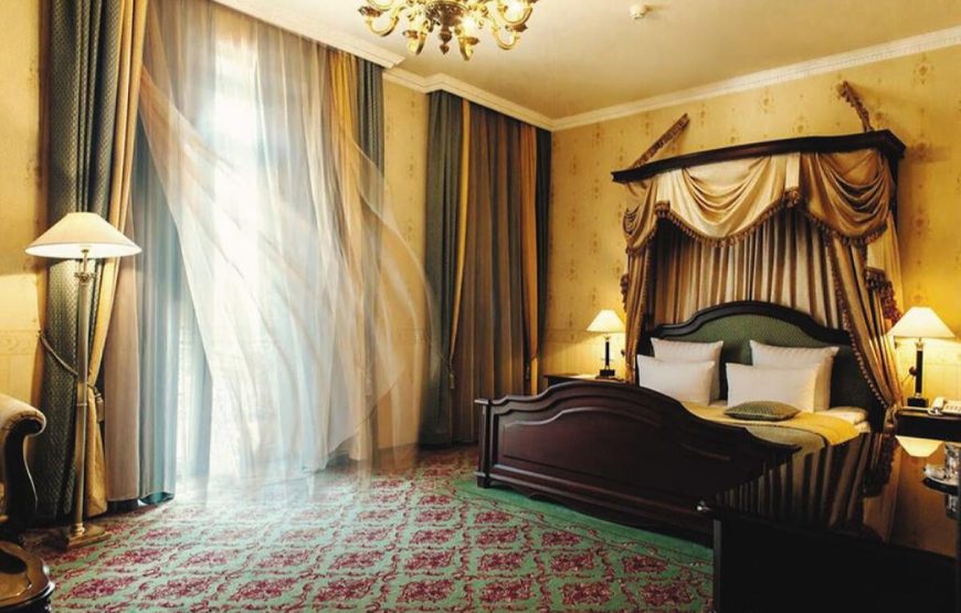 Hotel “Old Continent” Uzhhorod