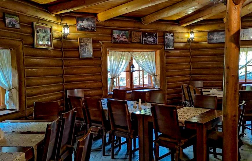 Davir-kolyba restaurant in Lumshory
