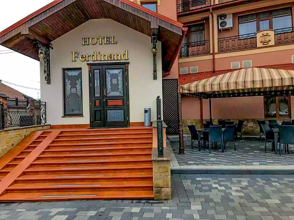 Готель “Ferdinand”, Мукачево