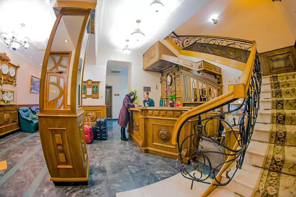 Star Hotel, Mukachevo