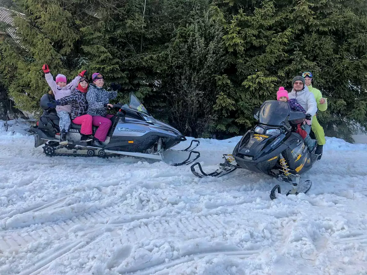 Прокат снігоходів у Воловці