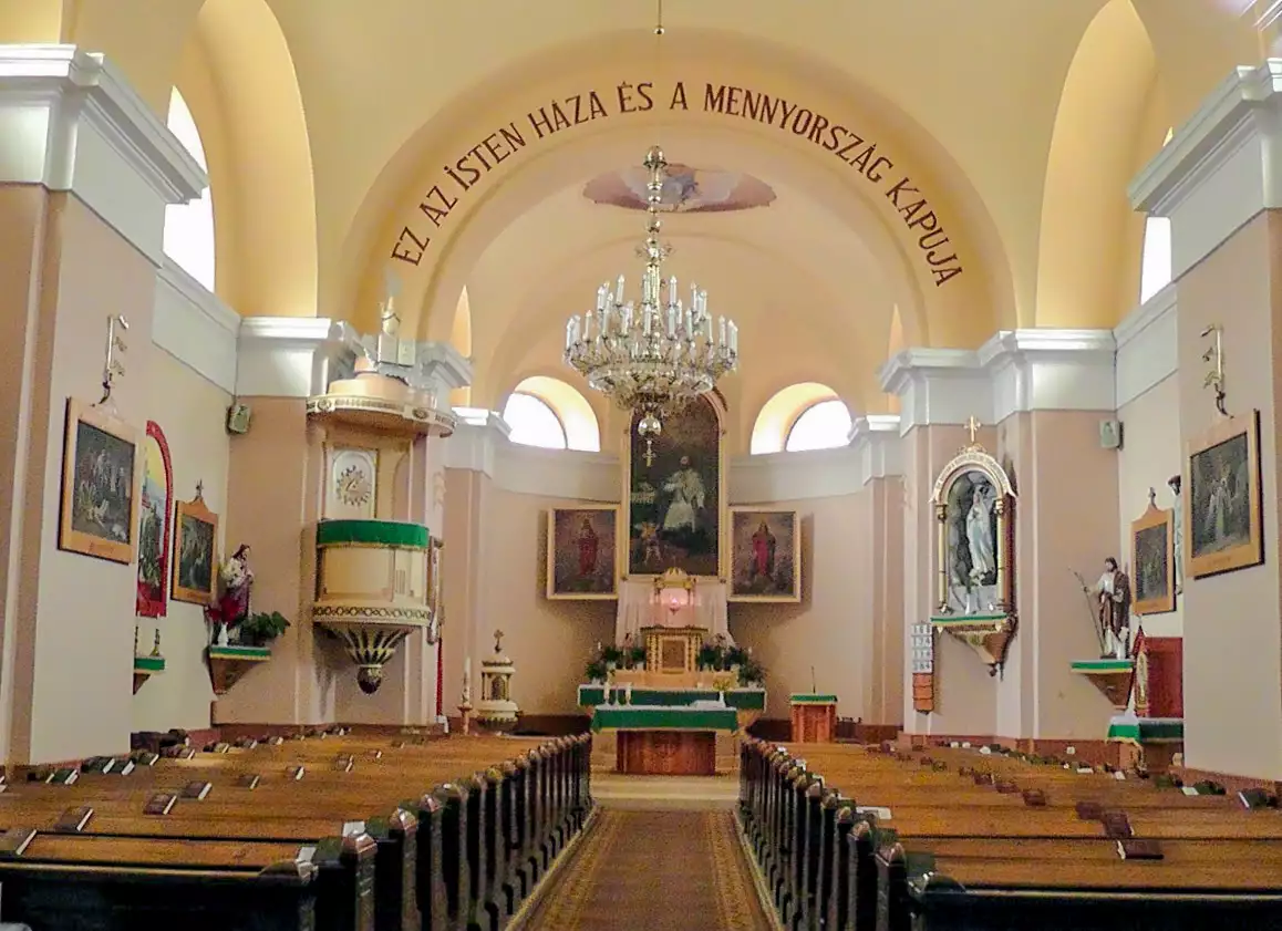 Римо-католицький костел св. Яна Непомука