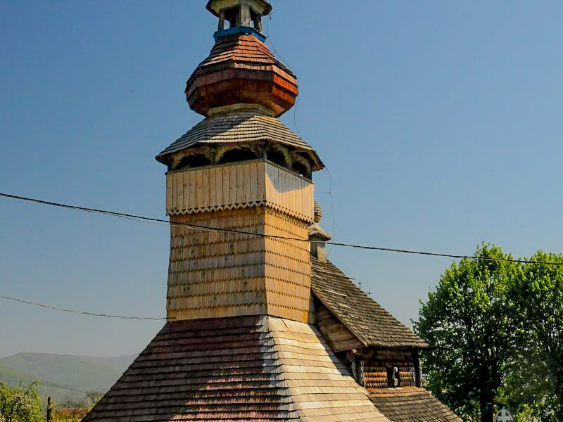 Михайлівська церква у Сваляві