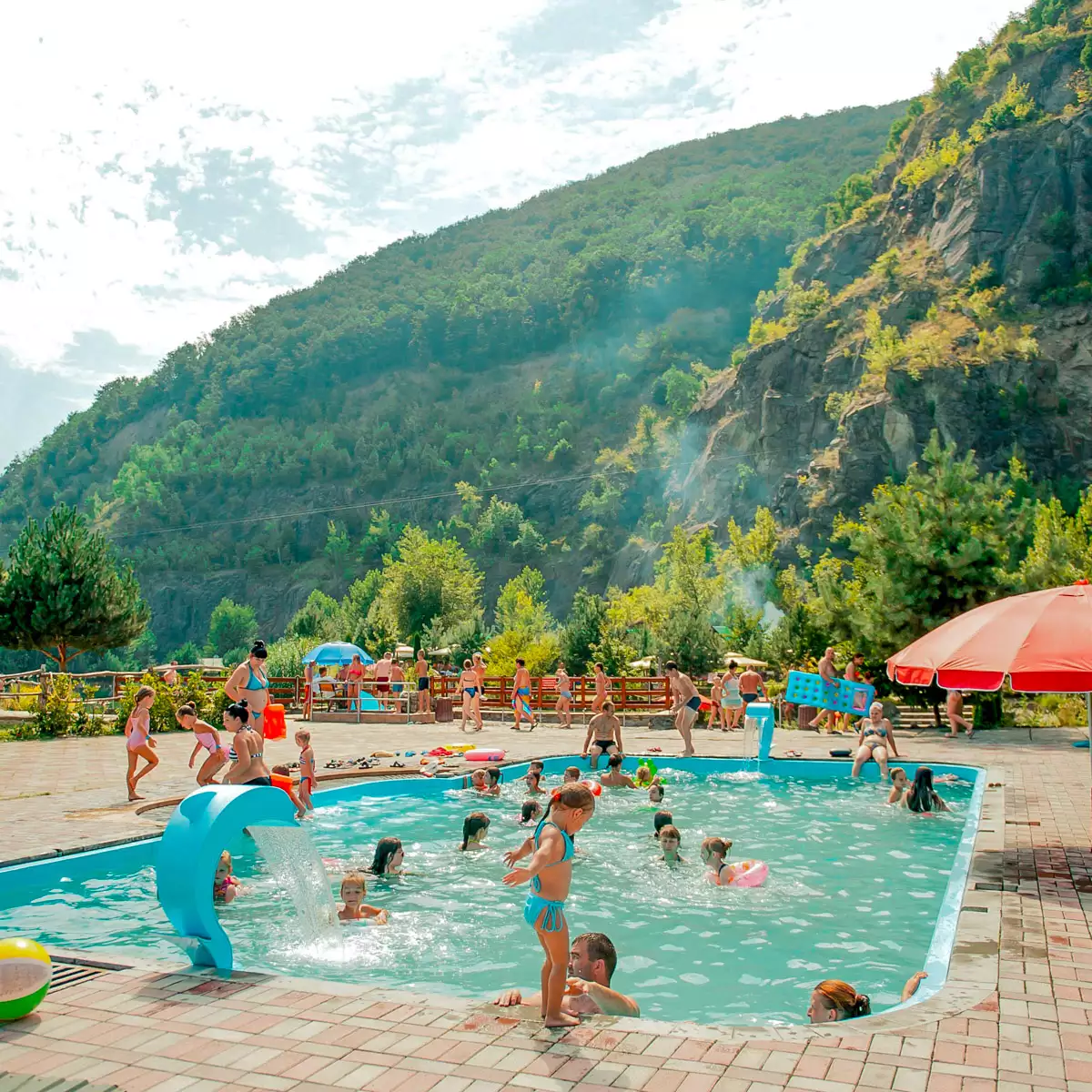 Развлекательно-гостиничный комплекс «Черная Гора»