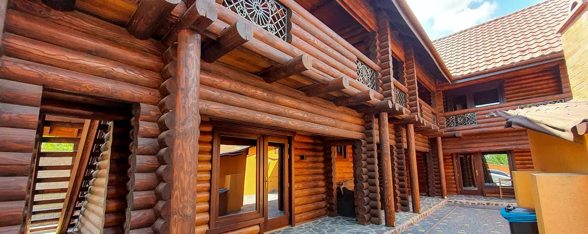 Котеджі та садиби в Берегово