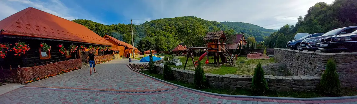 Садиби та котеджі в Лумшорах