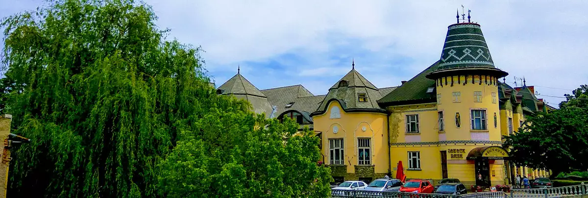 Готелі в Берегово