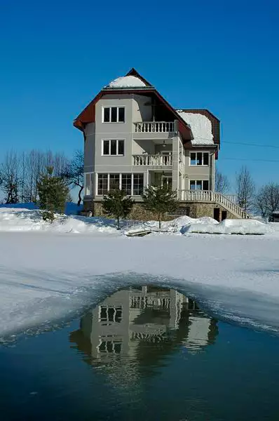 Частный дом «У озера»