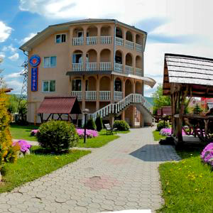 Готельний комплекс «Славутич Закарпаття»