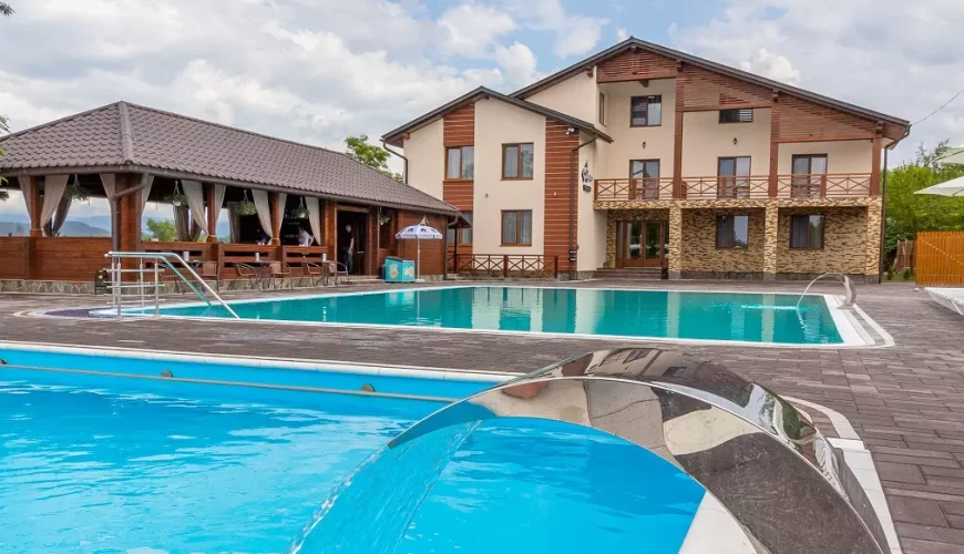 Готелі у Солотвино