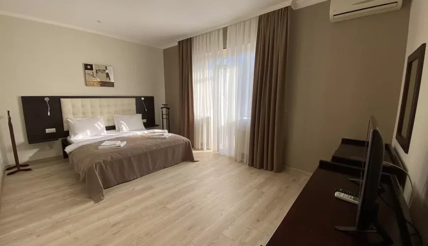 Люкс у готельному комплексі "Фантазія" (Поляна)