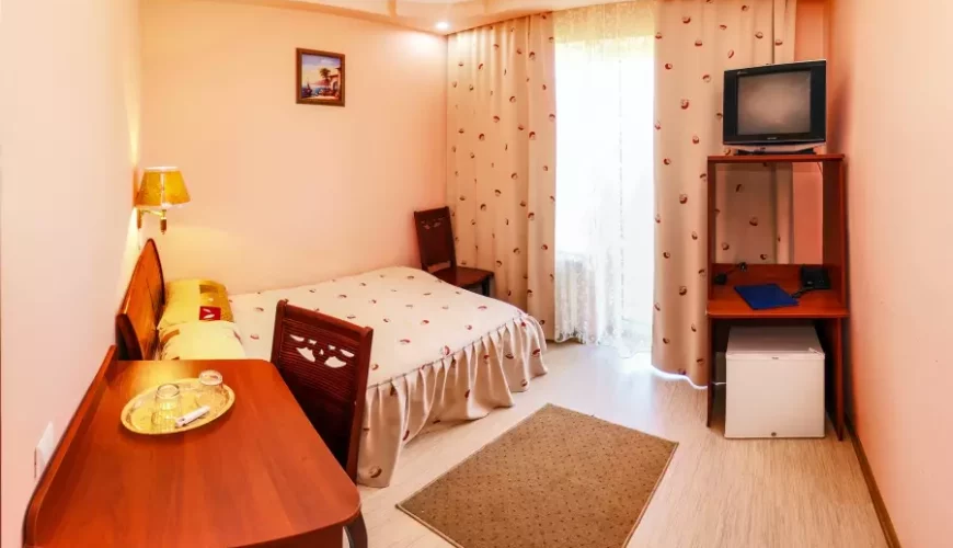 Номер Економ у готелі "Благодать" (Шаян)