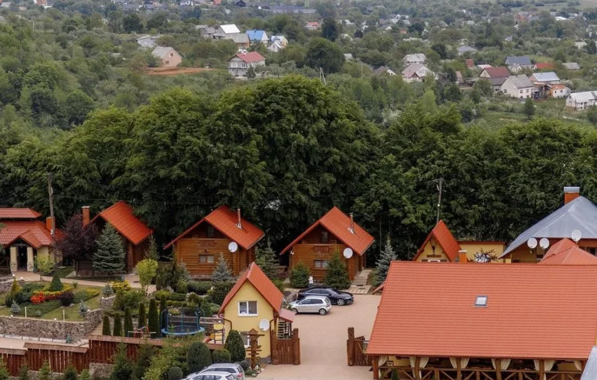 Готель «Лісова казка»