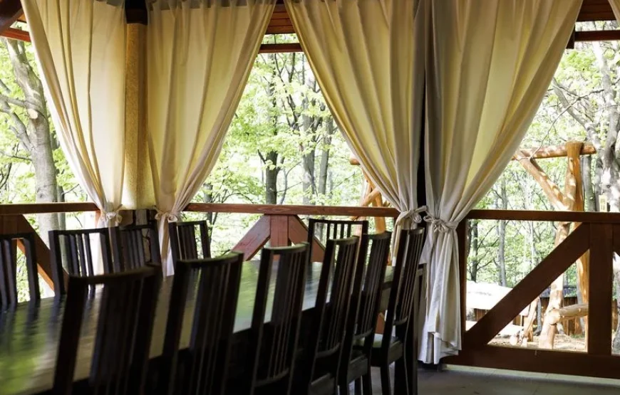 Готель «Лісова казка»