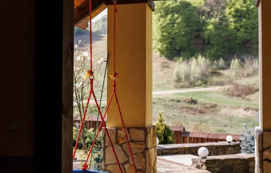 Готель «Лісова казка»