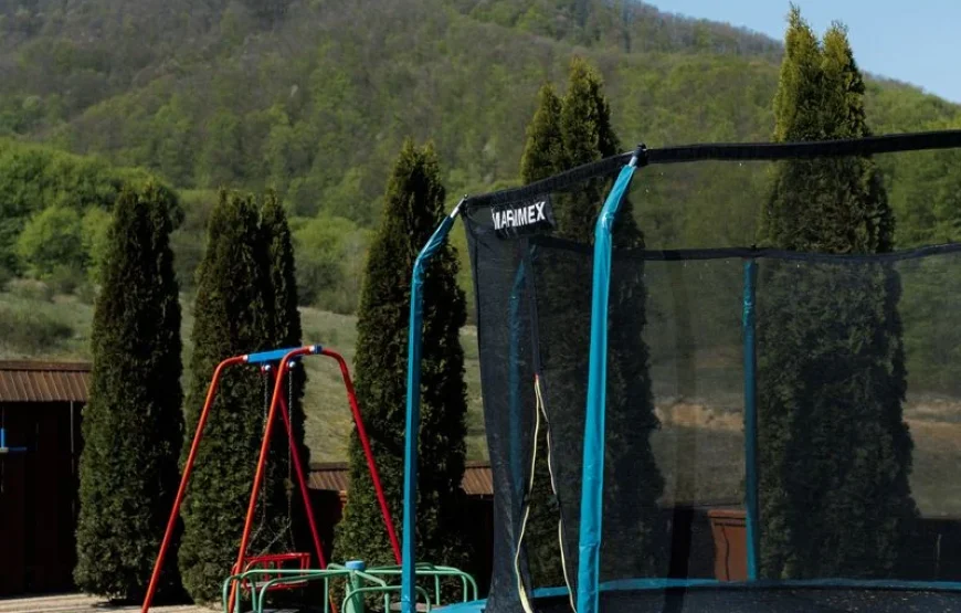 Готель «Лісова казка»