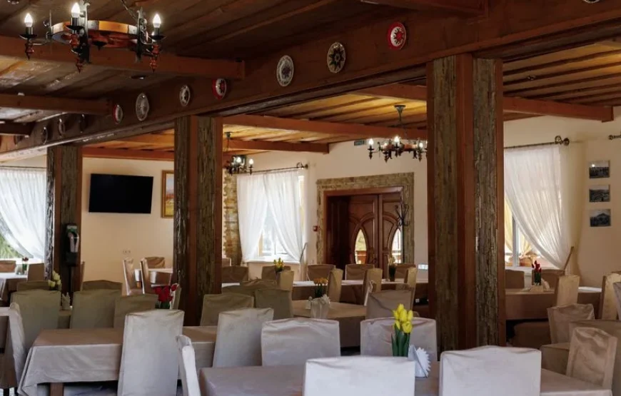 Готель «Лісова казка»