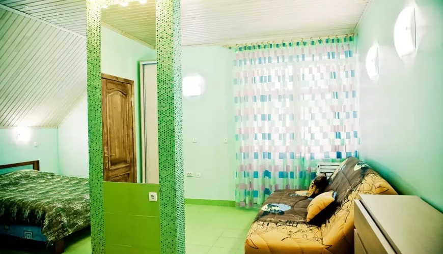 Номер Люкс у готелі "Ажіо" в селі Колочава