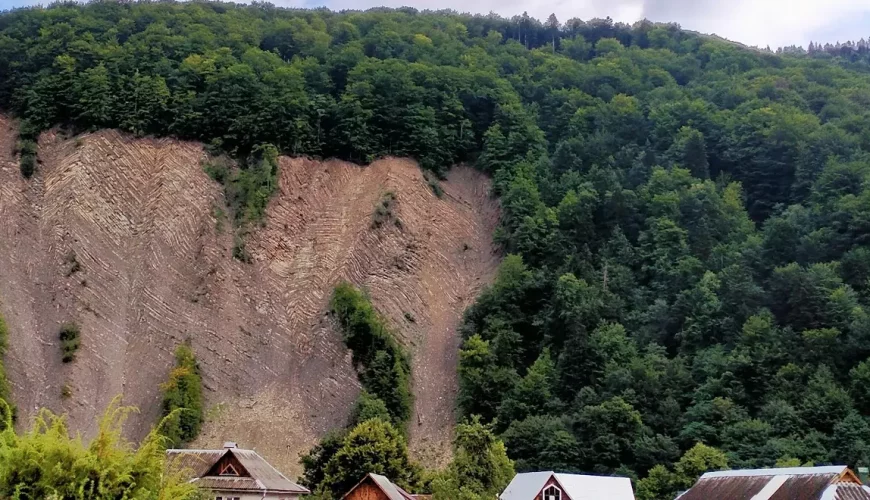 Скеля «Слон» у Яремче