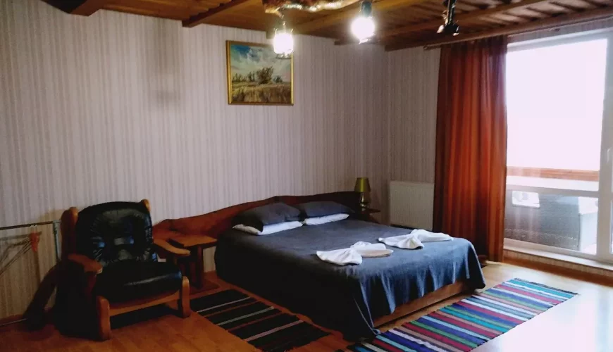 Номер у готелі «Будинок Художника» (Велятино)