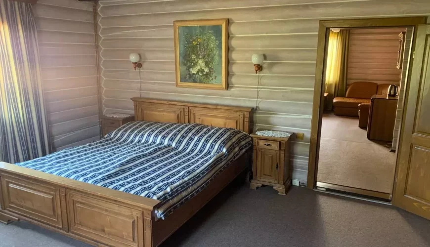 2-кімнатний номер  з каміном у готелі «Жди Ня Єво» у Жденієво