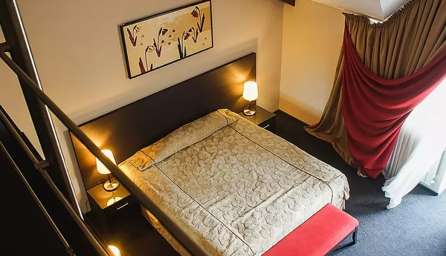 Номер Люкс у готелі «VitaPark Карпати» (Жденієво)