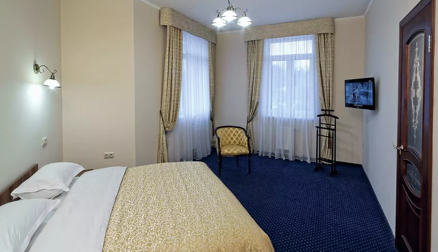 Номер Напівлюкс у готелі «Свитязь»