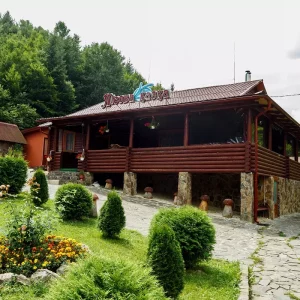 Ресторан «Лісова Казка» біля Жденієво (с. Збини)