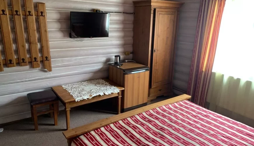 Номер Стандарт у готелі «Жди Ня Єво» у Жденієво