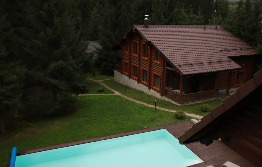 Маєток «Ліс і Гори»