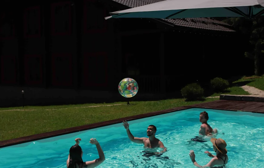 Маєток «Ліс і Гори»