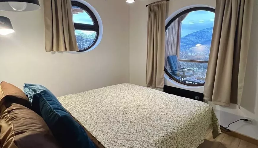 Будинок №1 (Secret Place, Сусково)