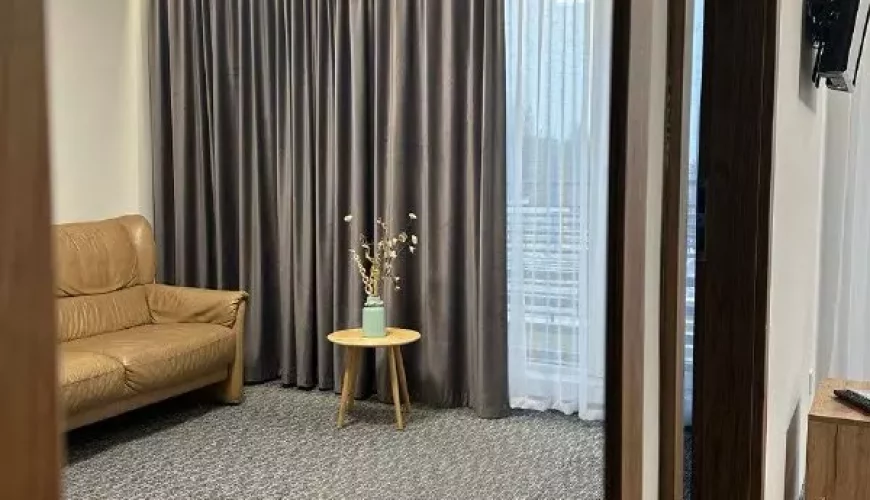 Сімейний номер у готелі “ПРАГА” в Іршаві