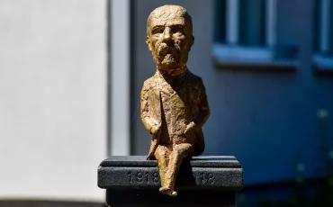 Міні-скульптура «Томаш Масарик» в Ужгороді