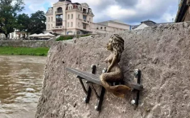 Міні-скульптура «Ужанська русалонька» в Ужгороді