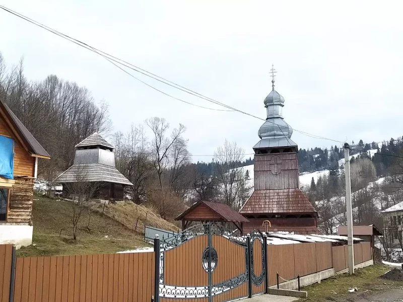 Церква Святого Архангела Михайла в селі Буковець