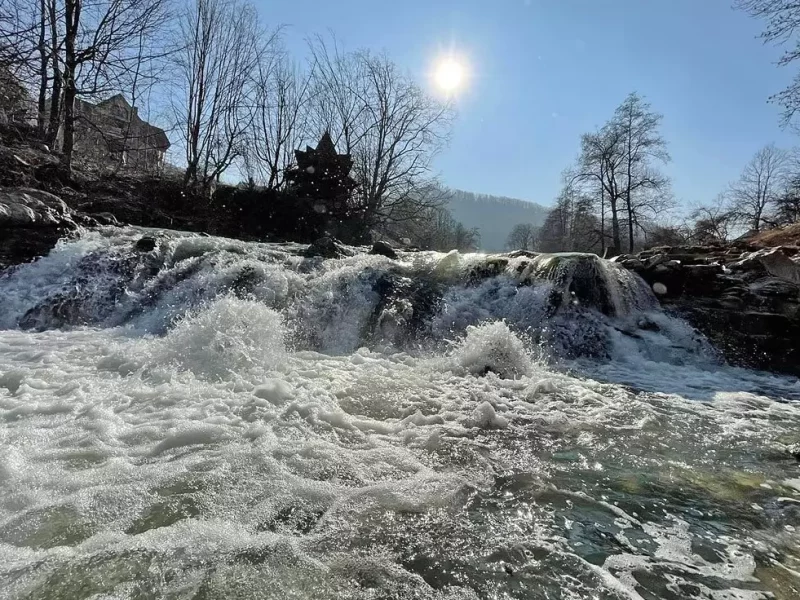 Косівський водоспад «Шум»