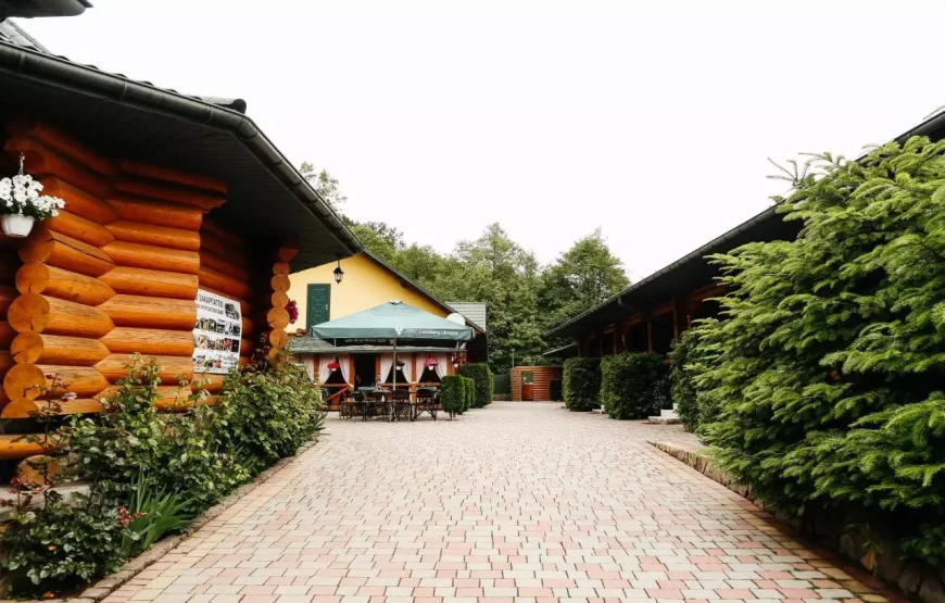 Öko-Herrenhaus “Tschudodiewo in Tschinadijowo”
