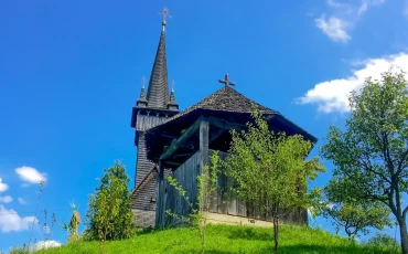 Церква святого Миколая Чудотворця в селі Нижня Апша