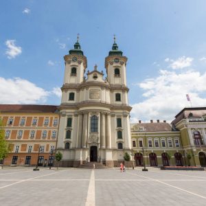 Одноденний винно-термальний тур в угорське місто Егер