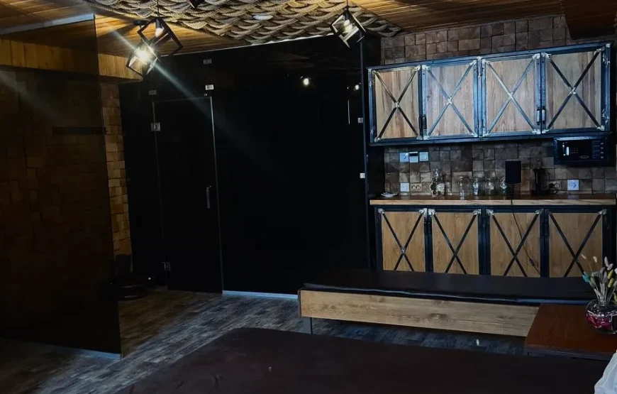 Чани у готелі Ego