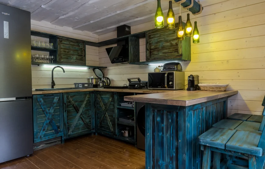 SPADOK Forest Villas — a large cottage near Synevyr that sleeps 13